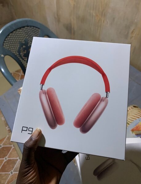 P9 headset