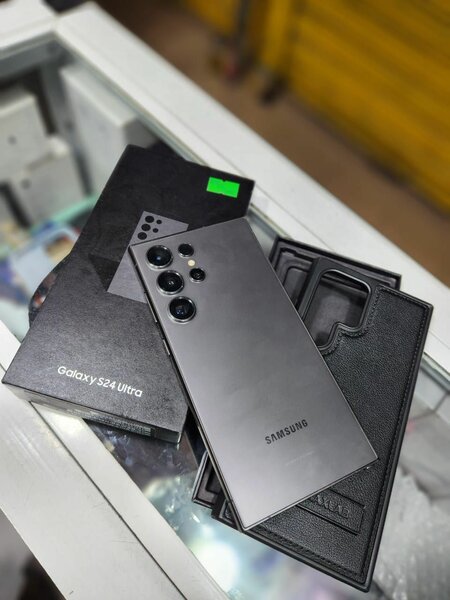 Samsung Galaxy S24 ultra 256gi