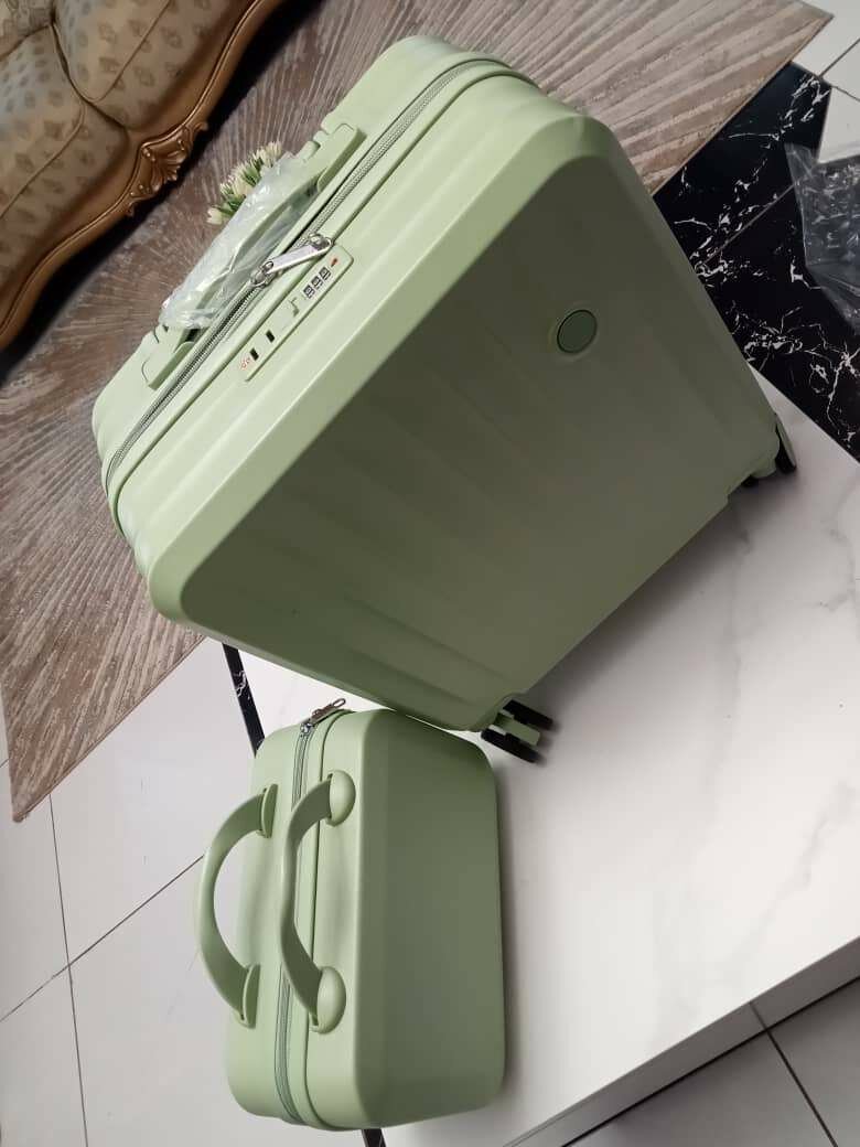 Quslity travelling bag