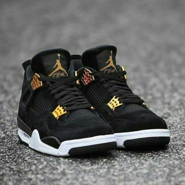 BASKET JORDAN 4
