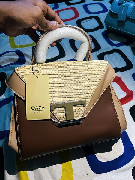 Sac à main élégant QAZA