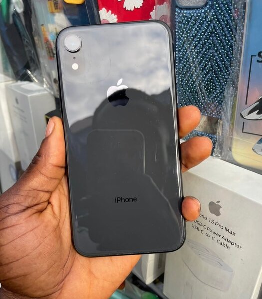 iPhone Xr 64GB factory unlocked