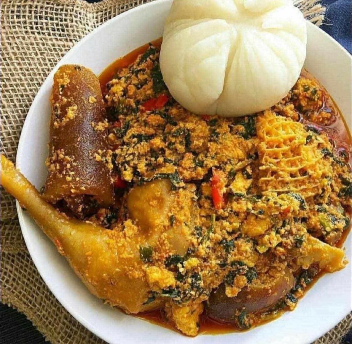 Délicieux repas épicé africain