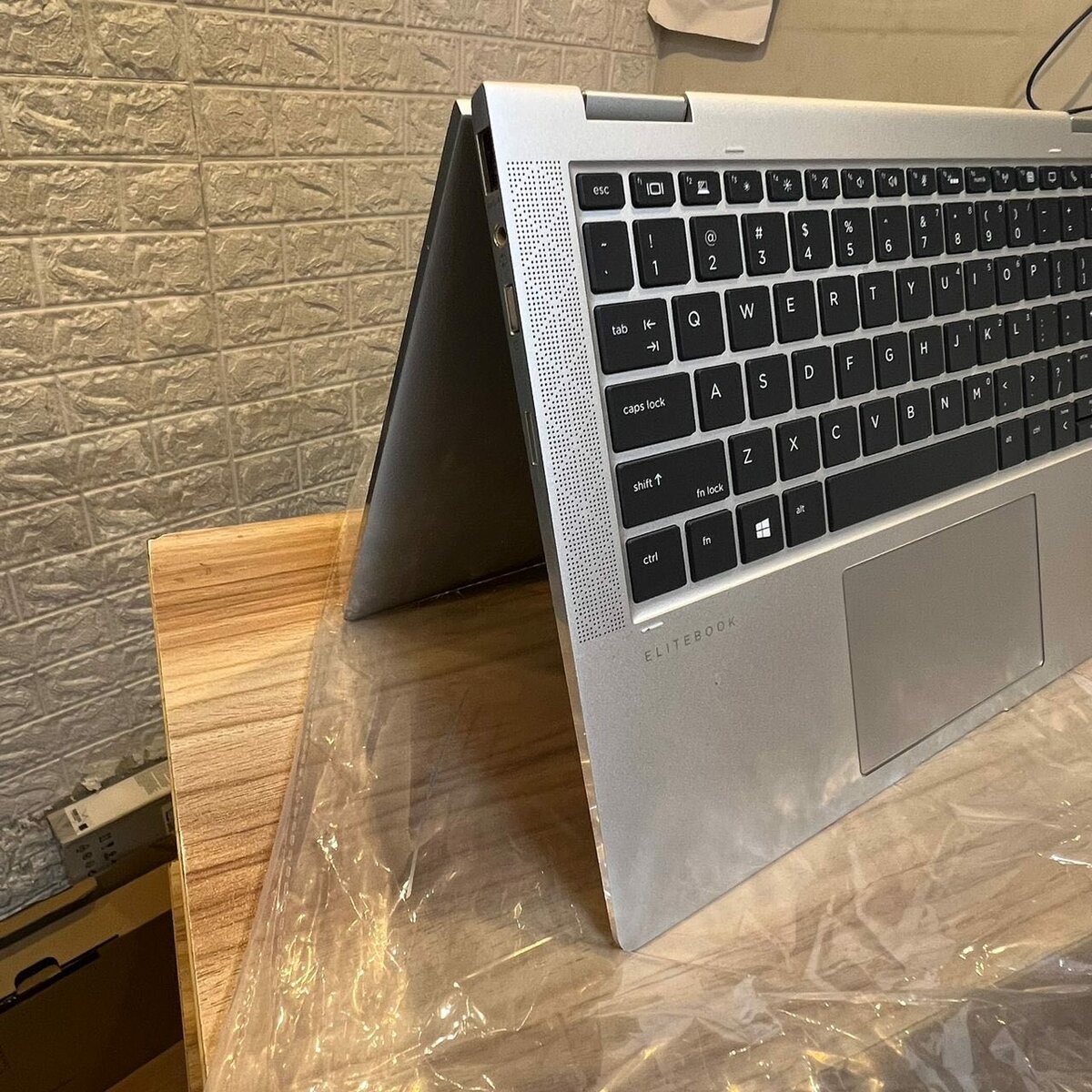 HP ELITEBOOK 830 G8 x360