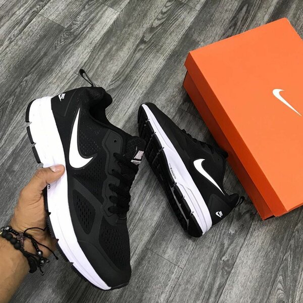 Chaussures de sport légères