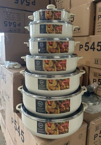 Batterie de cuisine en céramique