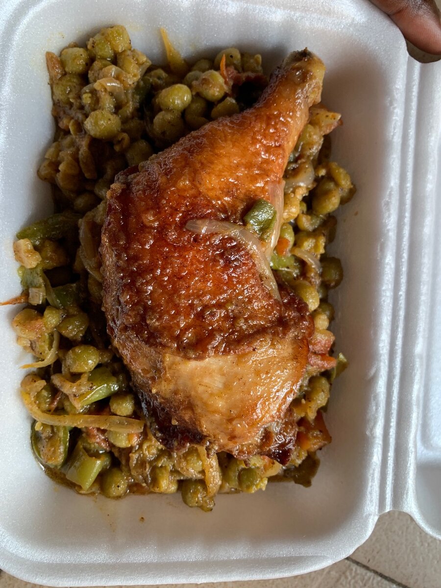 Épaule de poulet rôtie savoureuse