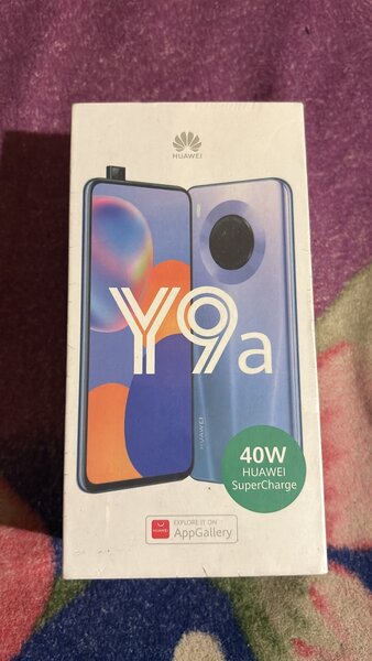 HUAWEI Y9