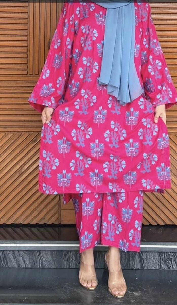 2 pcs stitched embroidery and