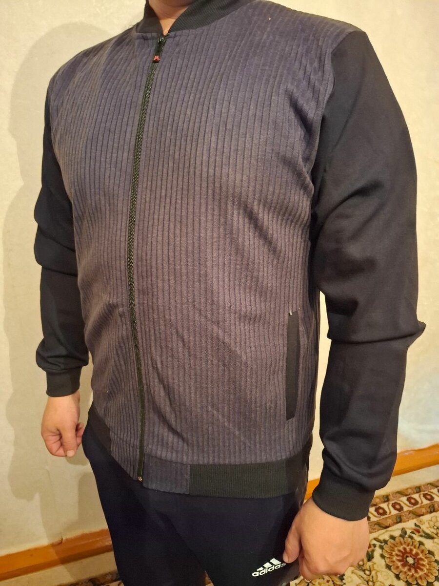 Спортивный двойка, брюки свет все . Ткань хб. Размер 44-54.