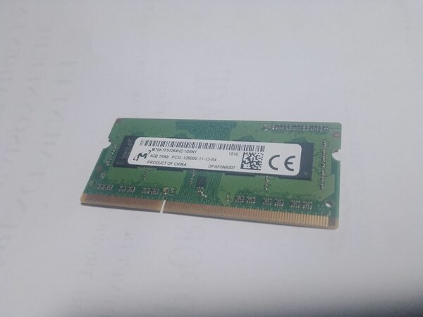 Barrette RAM 4 Go DDR3 PC3L