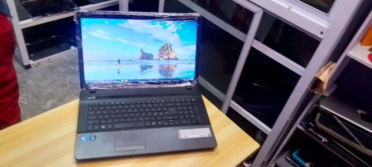 17 inches packardbell laptop