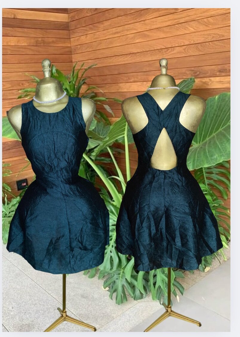 Robe Cocktail Dos Ouvert Élégante