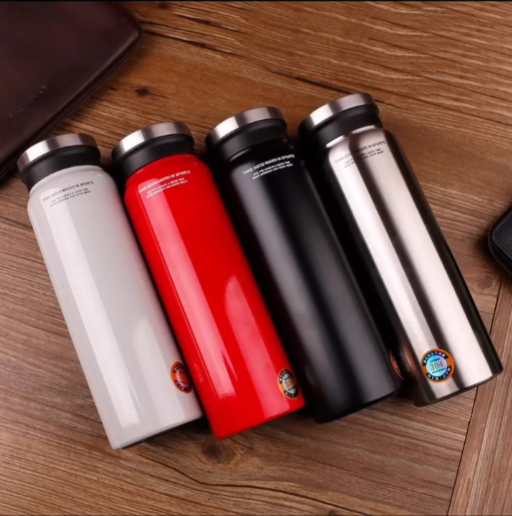 vaccum bottle with leather bag