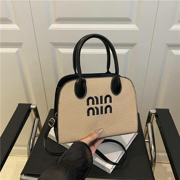 Sac à main élégant femme