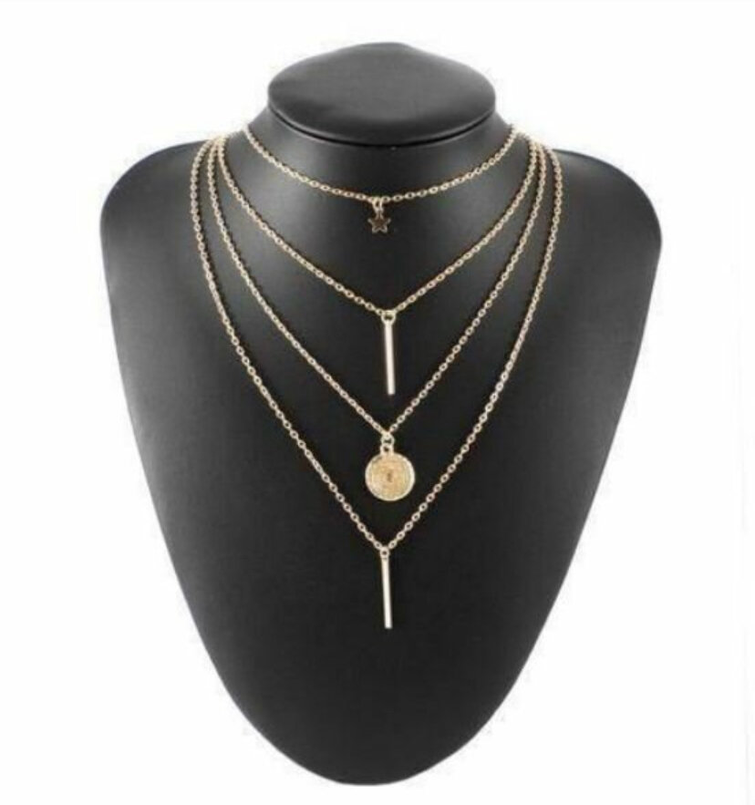 Collier multicouche doré tendance