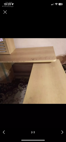 Продаю письменный стол