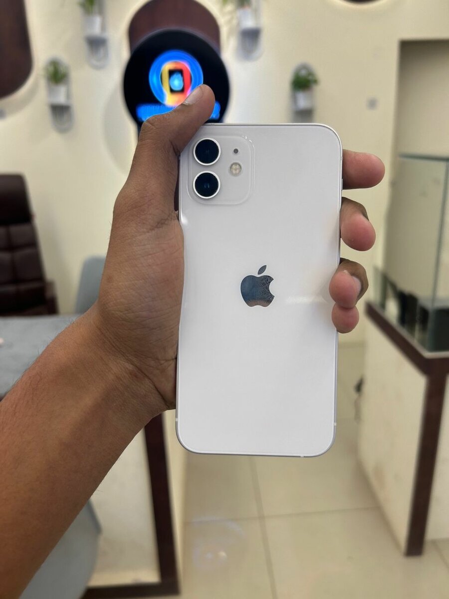 iPhone 12 Blanc 64 Go