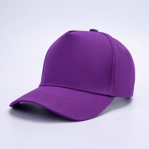 Casquette violette tendance