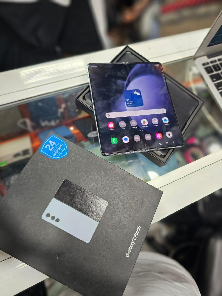 Samsung Galaxy Z fold 5 512gb