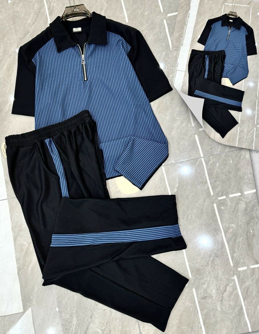 Ensemble de Survêtement Moderne