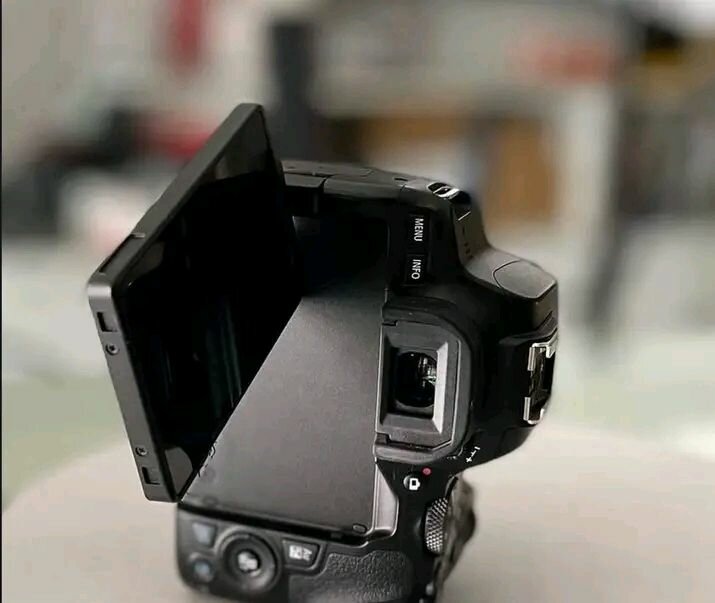 Appareil photo reflex Canon