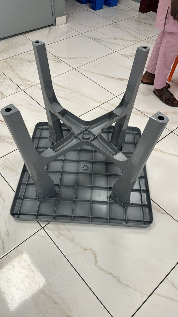 Table en plastique