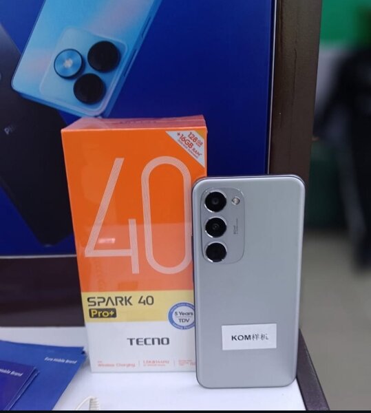 Tecno Spark 40 Pro plus 128GB