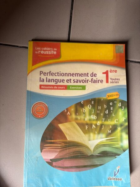 Livre: Perfectionnement de la langue