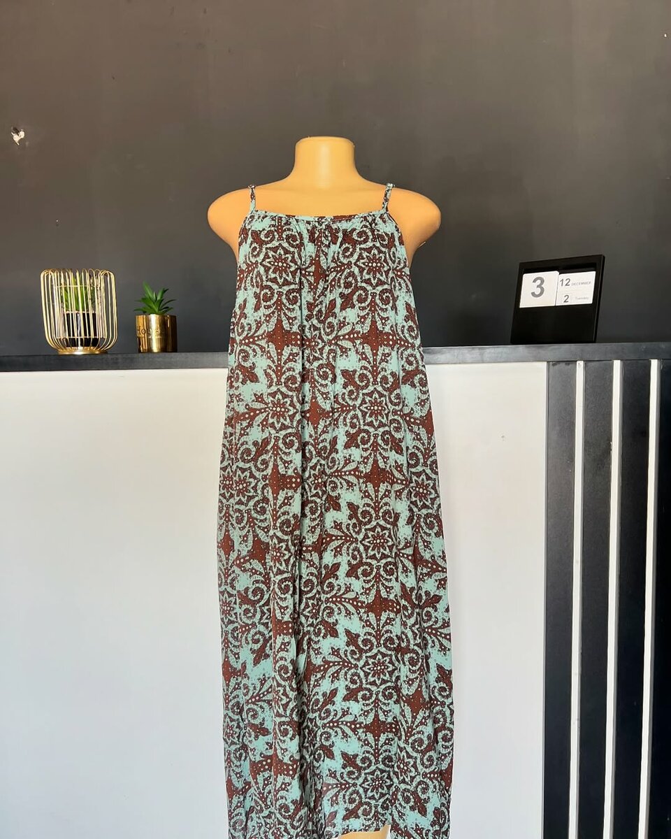 women's beautiful dress M