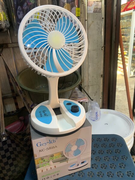Folding fan