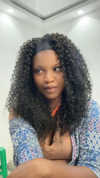 Perruque Bouclée Naturelle