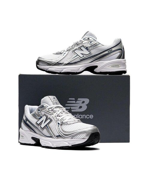 Baskets  New Balance 740