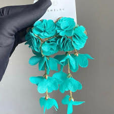 Boucles d'oreilles florales élégantes