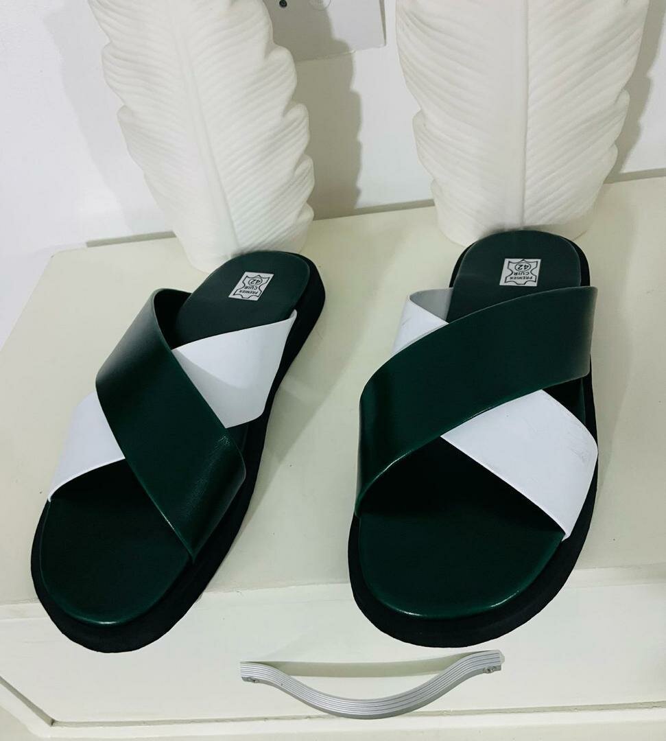 Sandales confortables élégantes