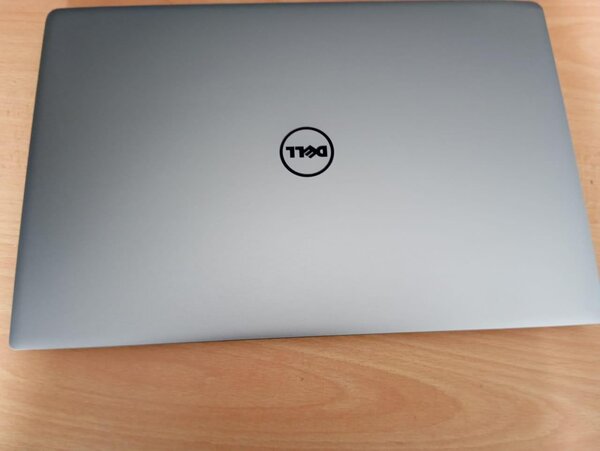 DELL XPS
