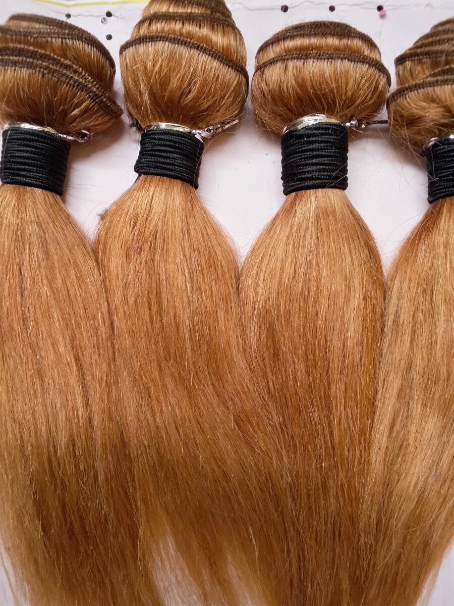 Extensions cheveux lisses blonds