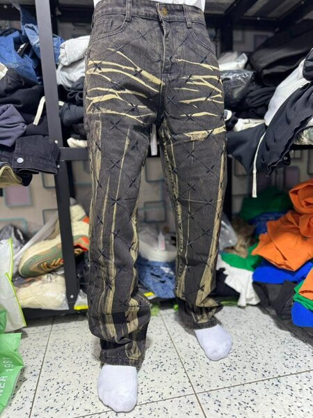 Jeans modernes pour homme