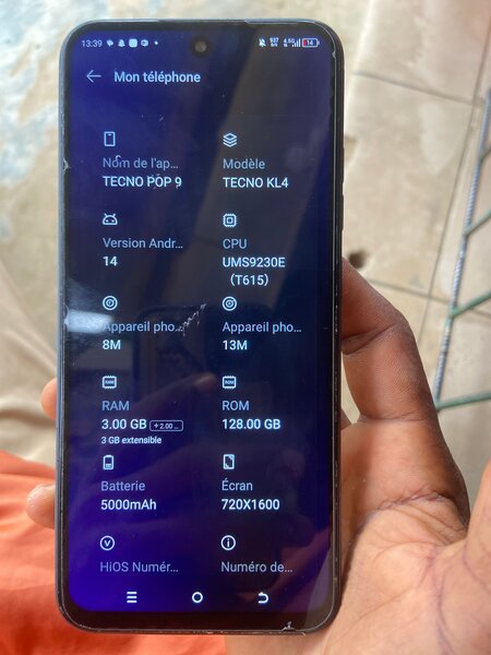 Smartphone Tecno moderne