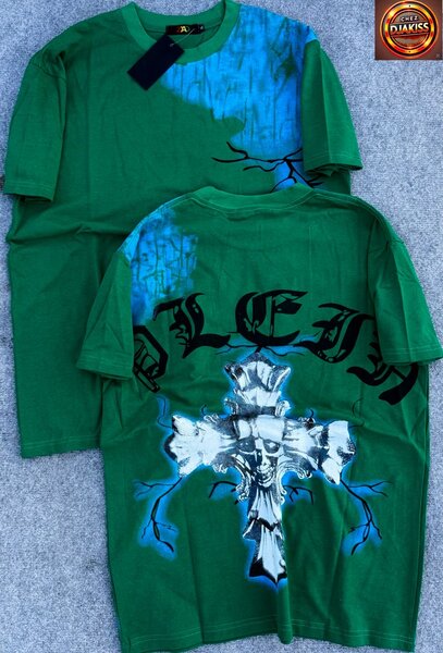 T-shirt gothique vert imprimé