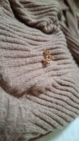 Золотые серьги с фианитом