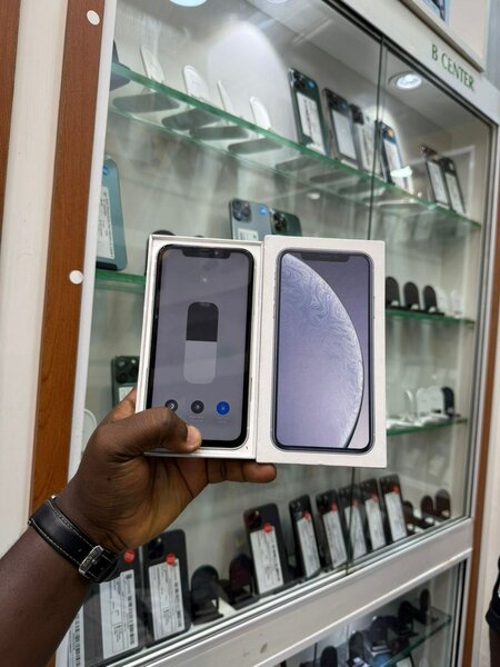 iPhone XR Neuf - Blanc