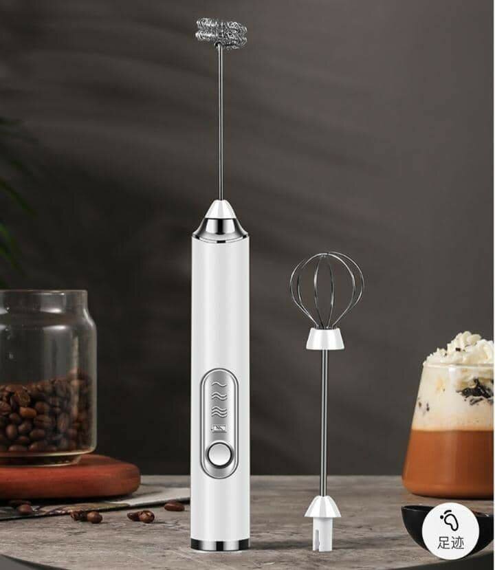 Mini fouet électrique.