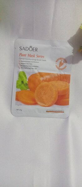 Carrot sheet mask