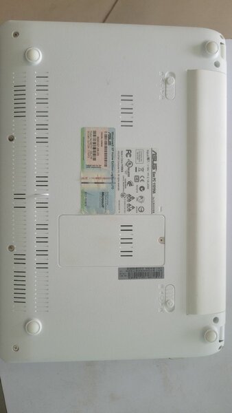 ASUS Laptop Windows 8 atom