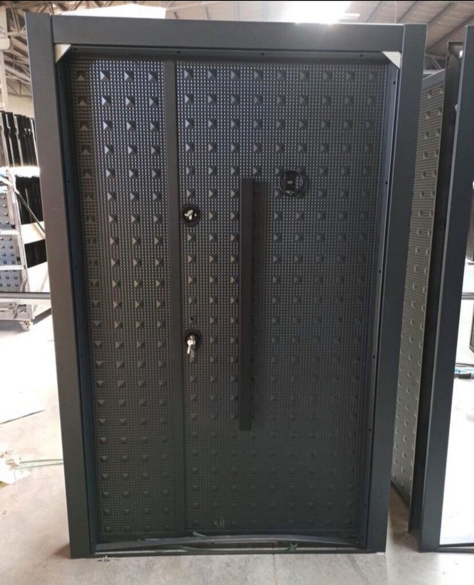 TURKISH BULLETPROOF DOORS