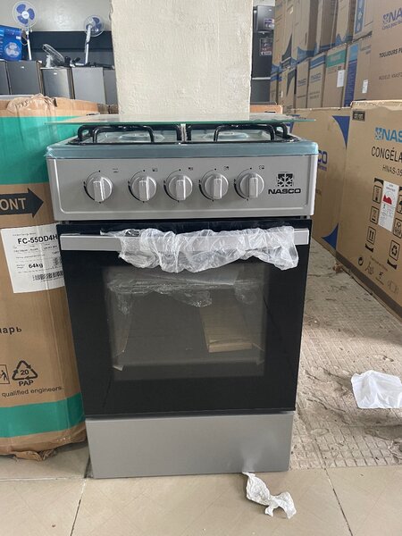 Gazinière Nasco 4 feux inox,