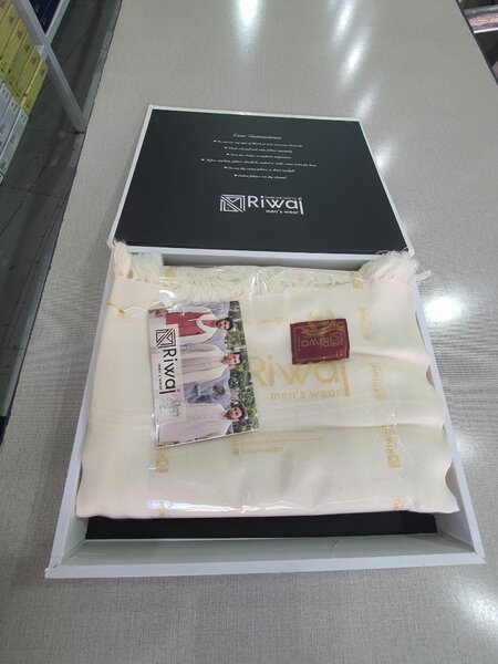 Riwaj pashmina shawl