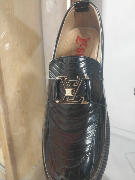 Lether shose