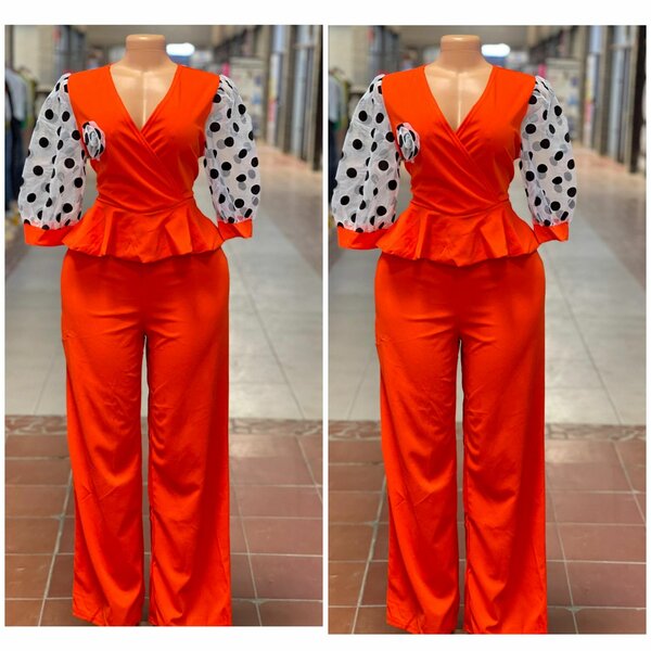 *Jumpsuit giving classic and clean vibes